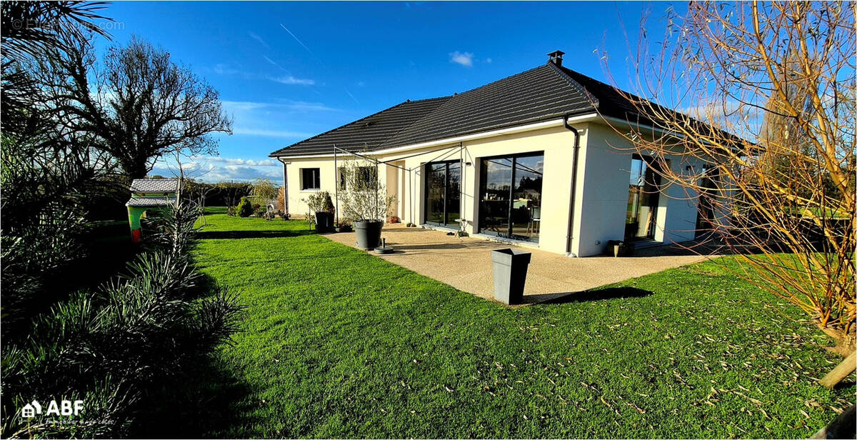 Maison à LE CATELIER