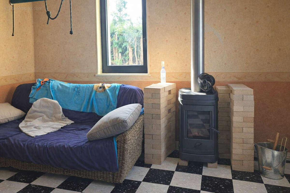 Maison à SAINT-GERVAIS-EN-VALLIERE