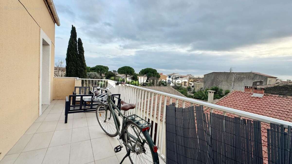 Appartement à PEROLS