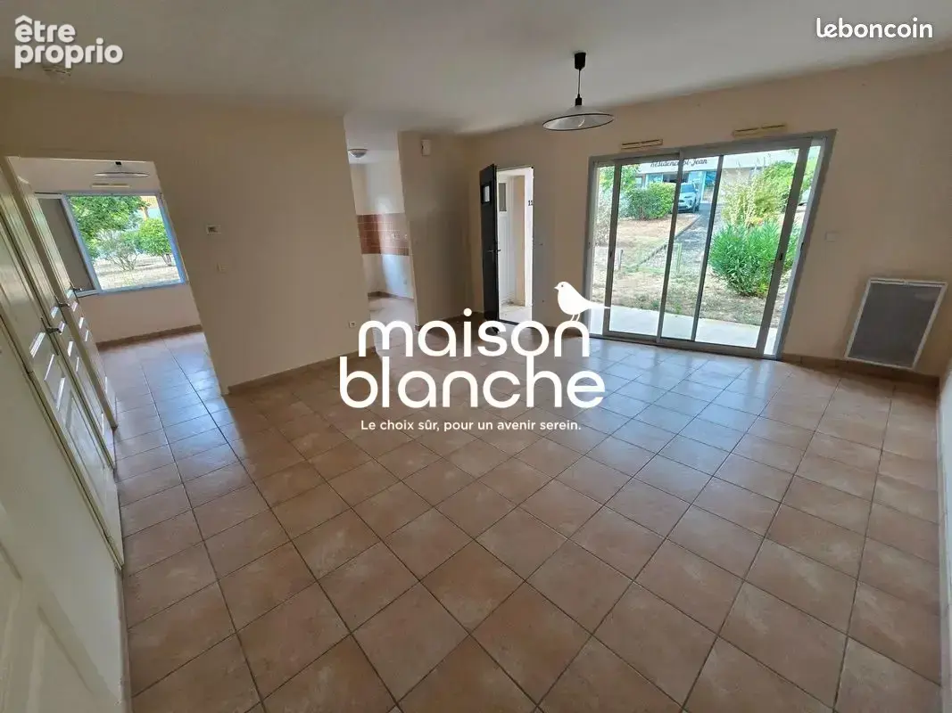 Maison à SAINT-JEAN-D'ANGELY