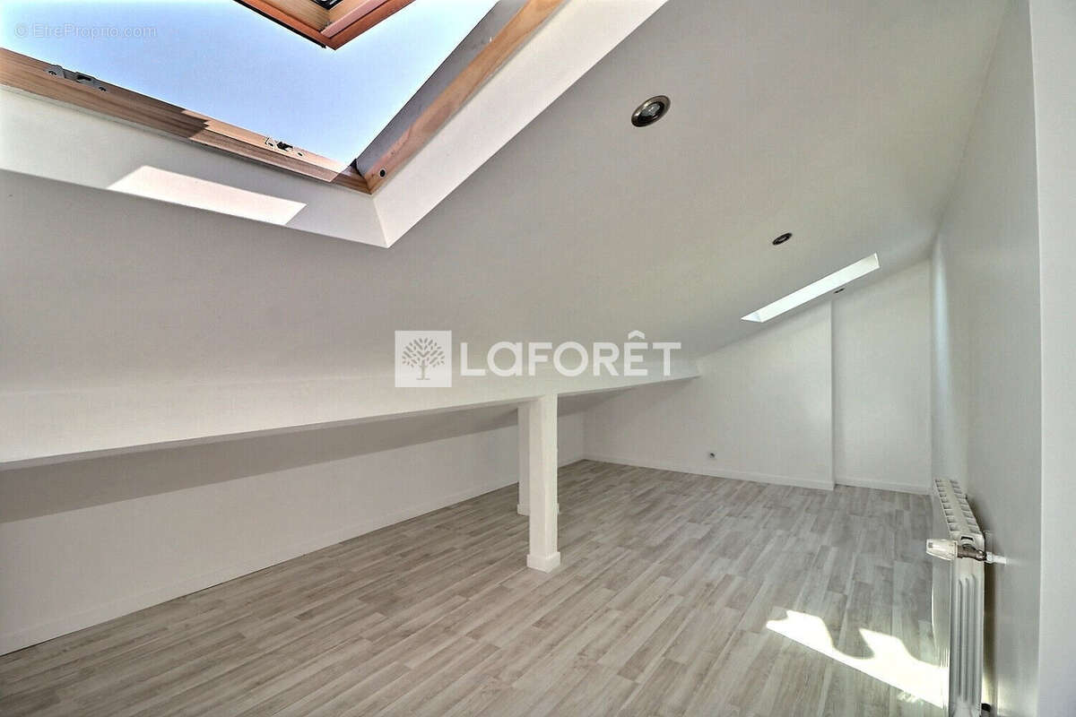 Appartement à PUTEAUX