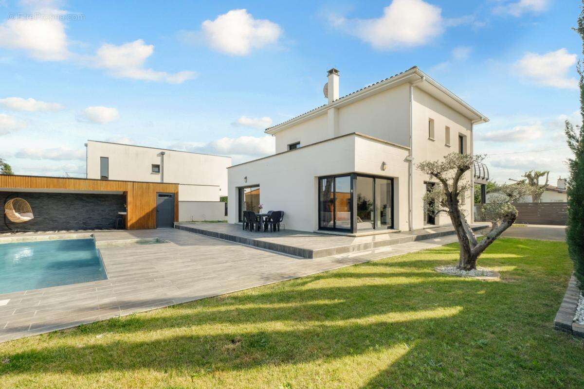 Maison à CUGNAUX