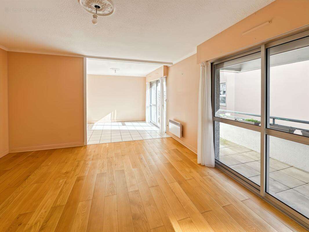 Appt t3 francheville garage/ ascenseur/ calme - photo 7