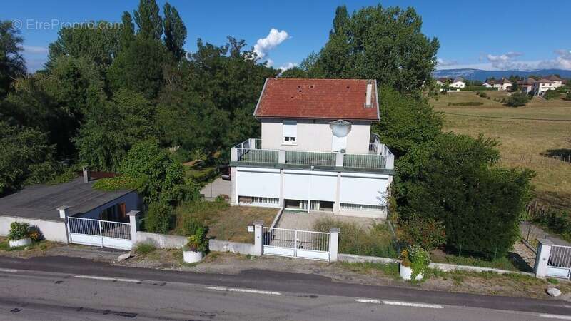 Maison à LES ABRETS