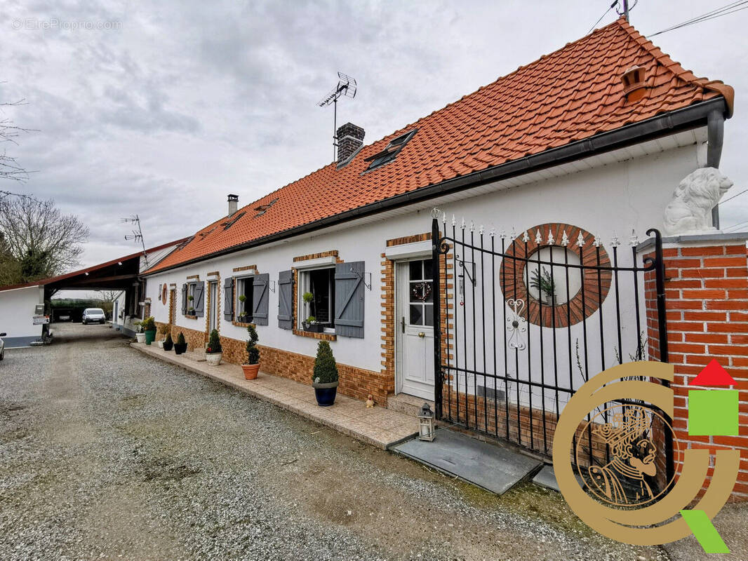Maison à MAINTENAY