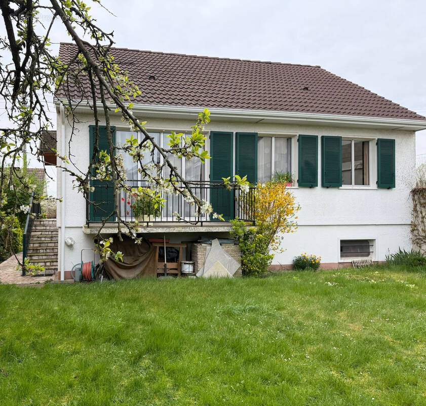 Maison à TREMBLAY-EN-FRANCE