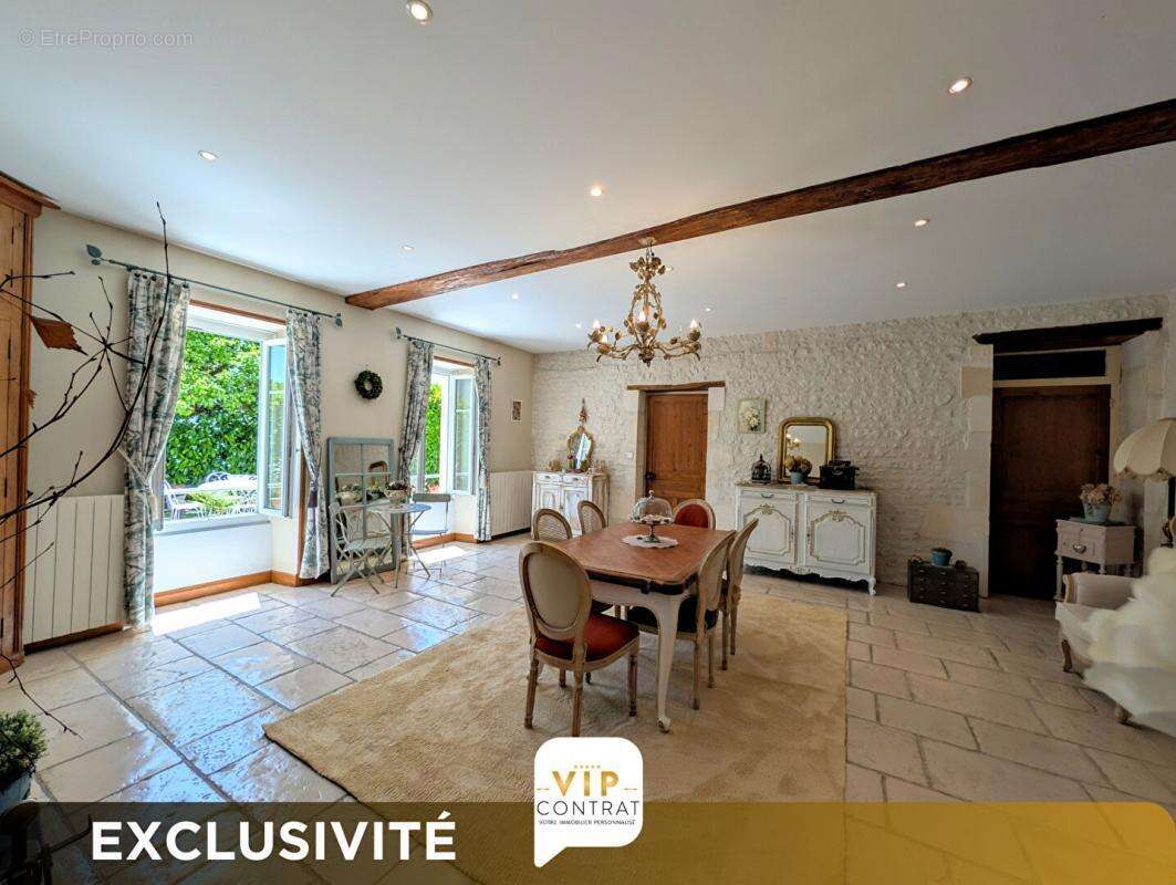 Maison Lonzac 7 pièce(s) 258 m2 - photo 9