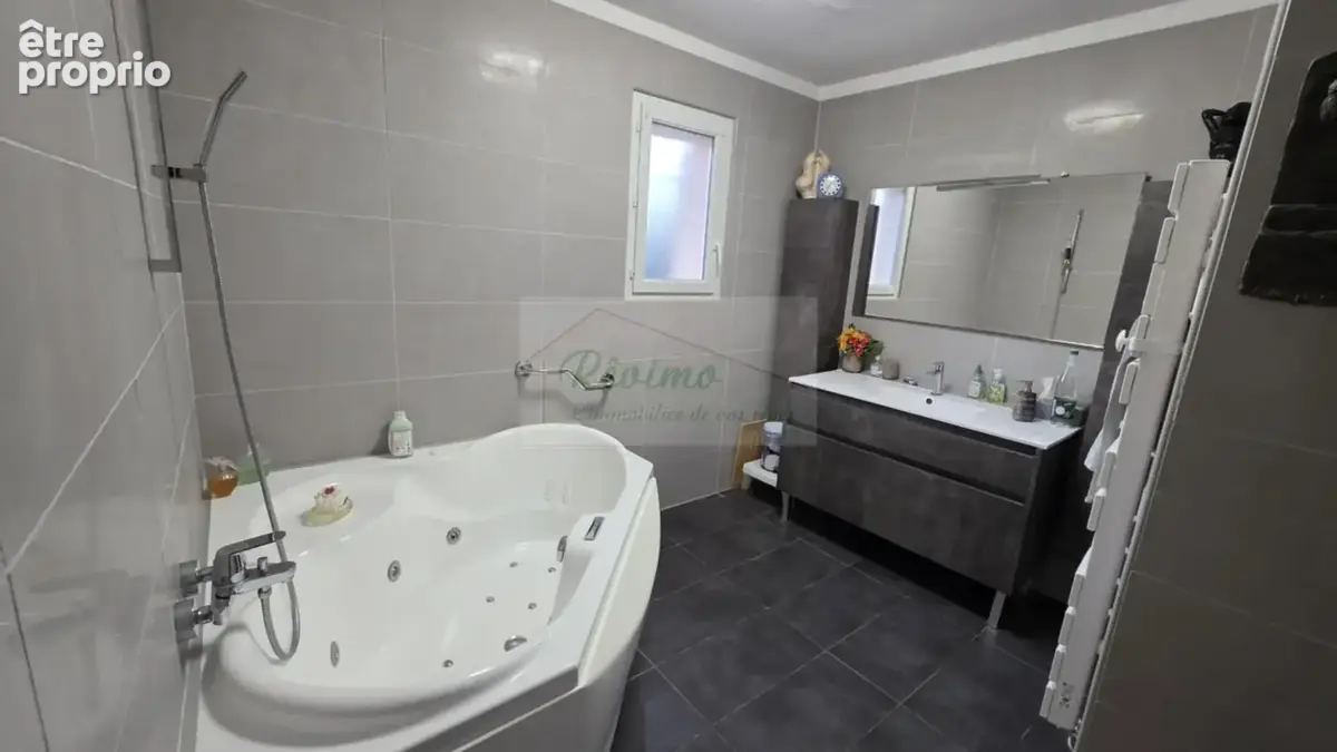 En vente à Sommières : maison de 113.24m2 avec terrasse - photo 11