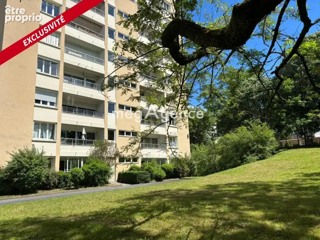 Appartement lumineux avec loggias, piscine et tennis - photo 2