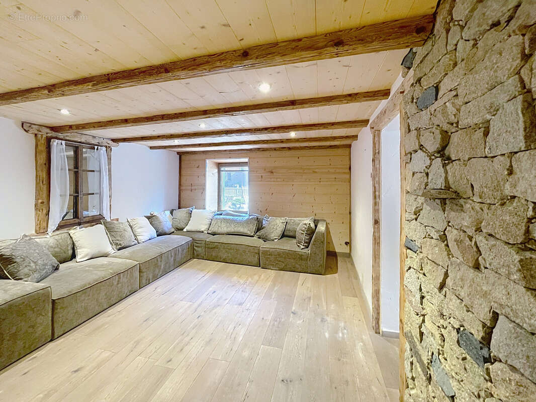 Appartement à DOUSSARD