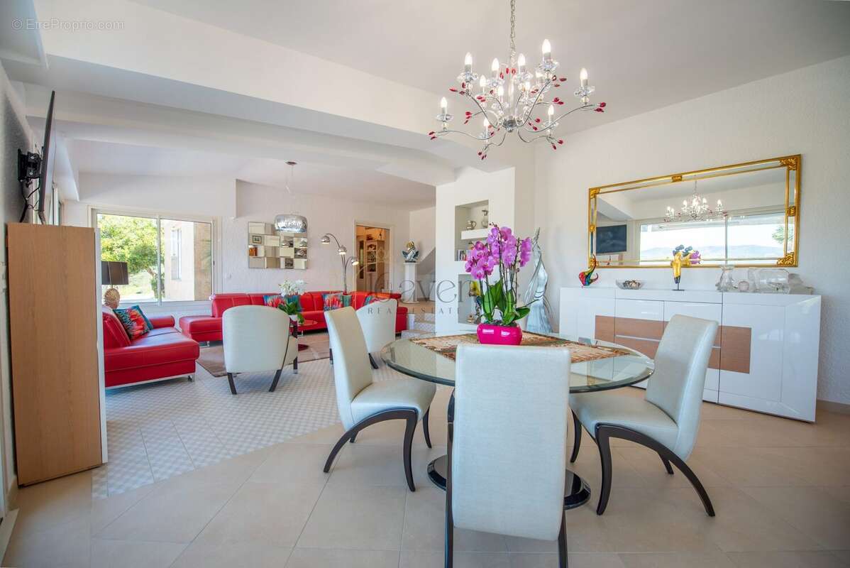 Maison à LE LAVANDOU