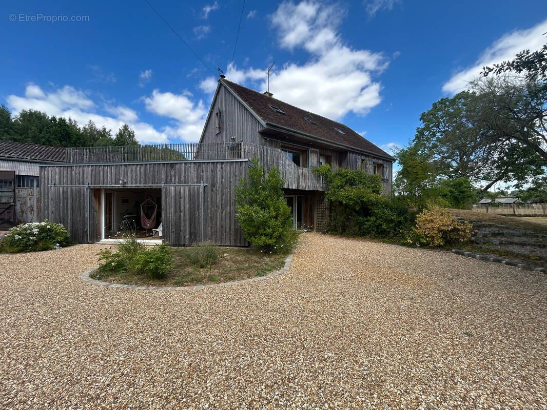 Maison à LONGNY-AU-PERCHE