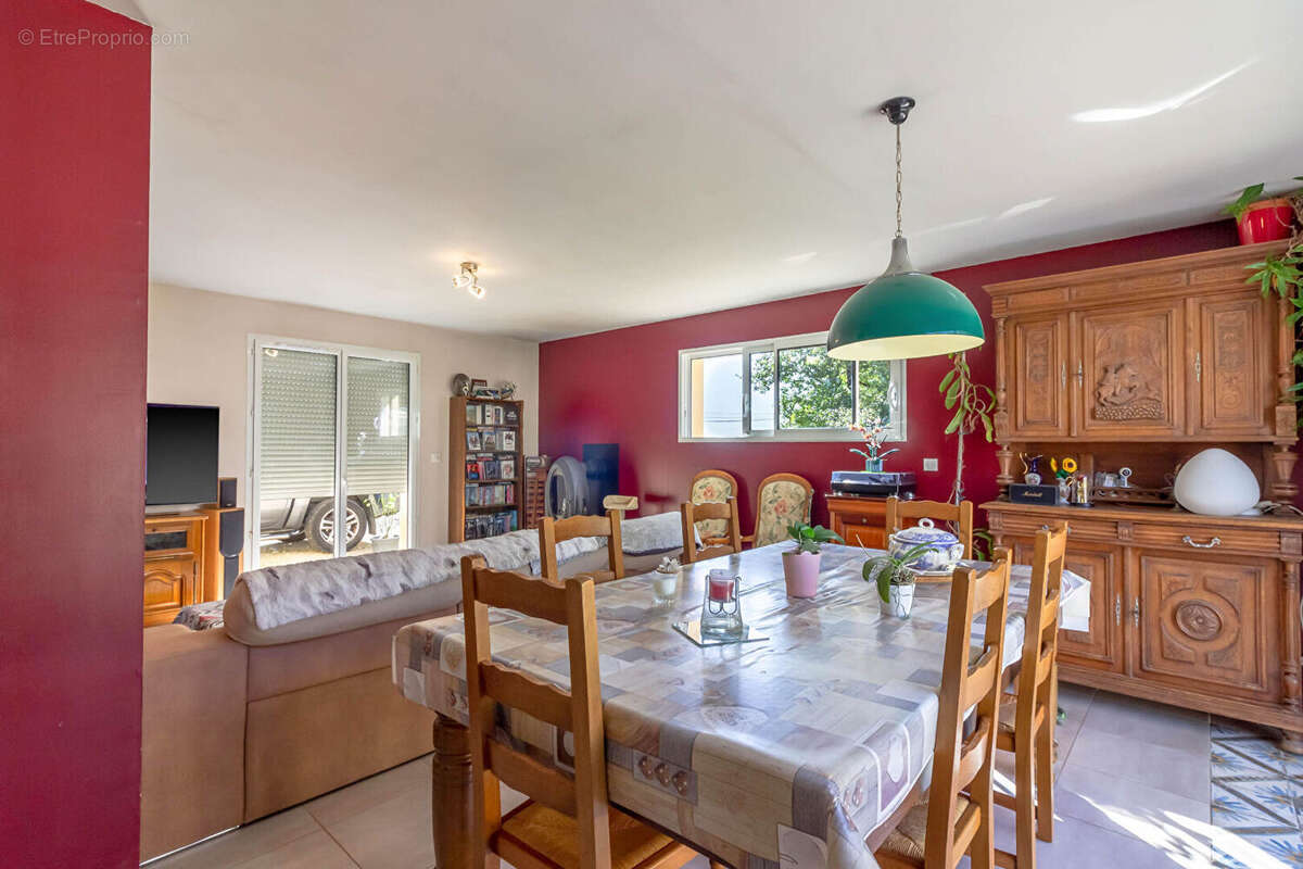 Maison à SAINT-ANDRE-D&#039;ALLAS