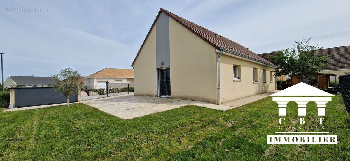 Maison à SAINT-LOUP-DE-VARENNES