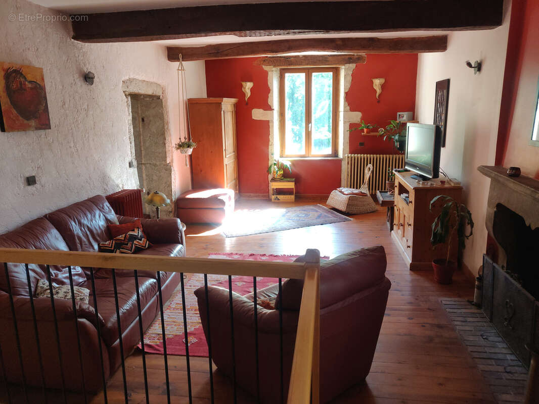 Maison à SAINT-AUPRE