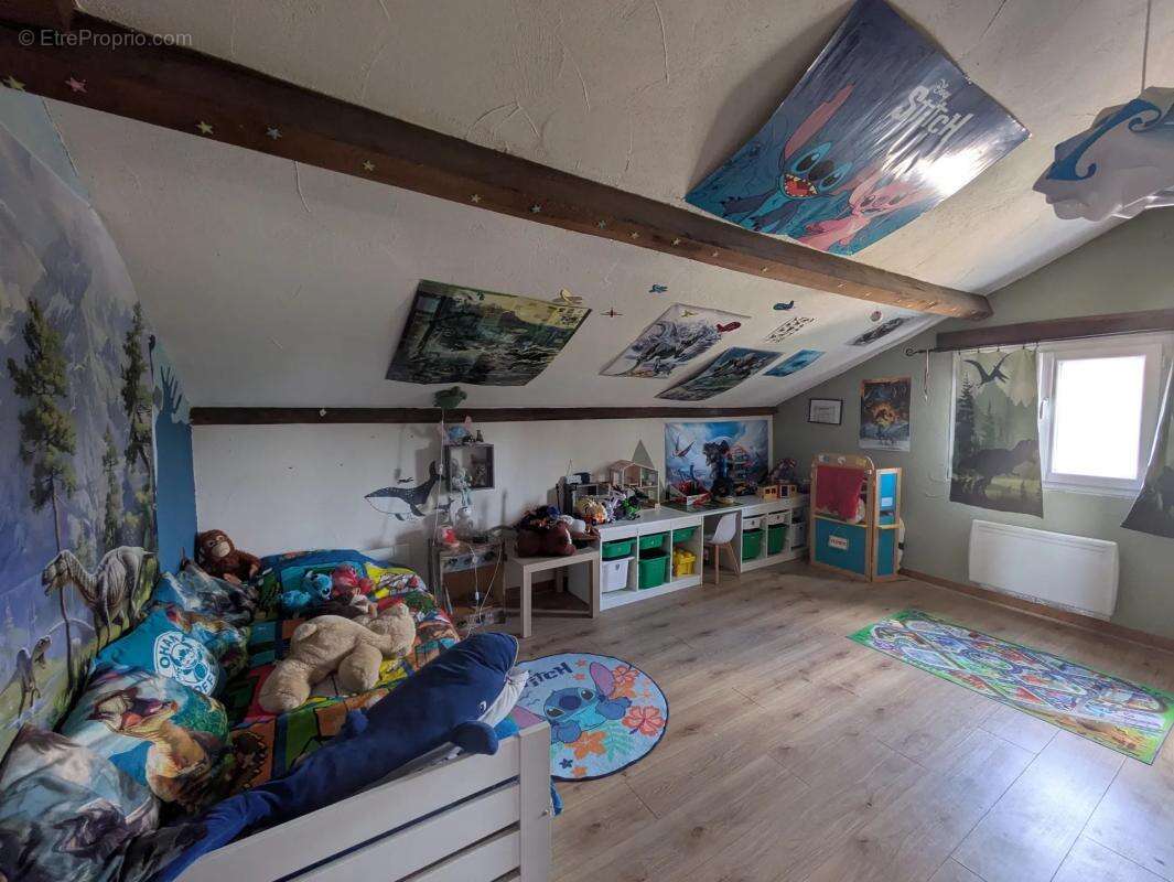 Maison de 5 pièces de 116 m² à Saint-Usuge - photo 12