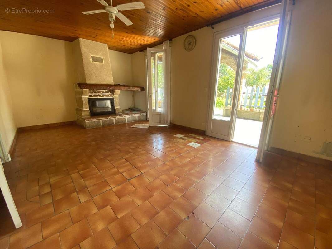Maison 110 m² à Bagnac-Sur-Cele  - photo 2