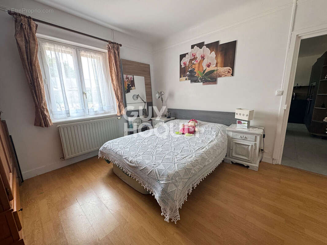 Maison à BRETEUIL