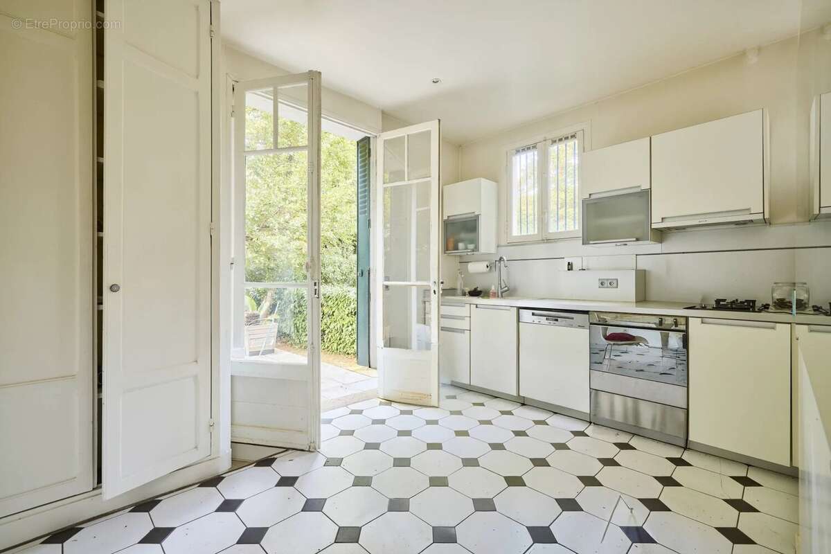 Maison à VAUCRESSON
