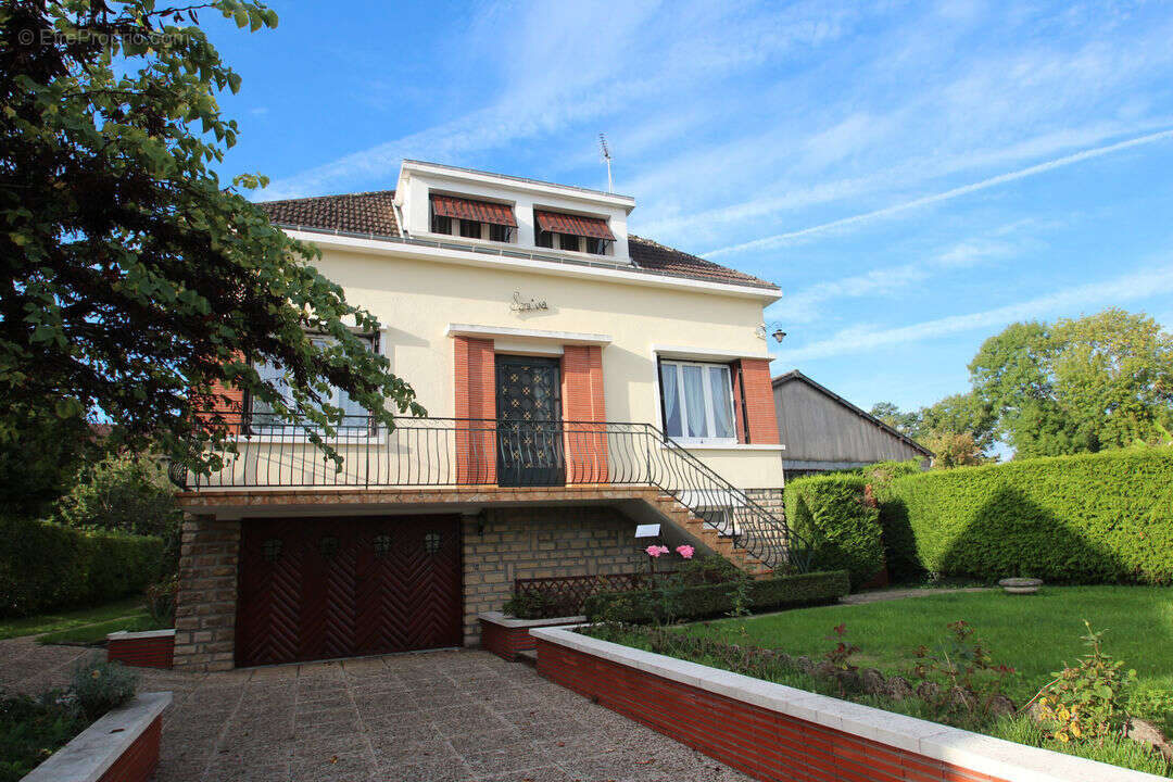 Maison à LA MACHINE