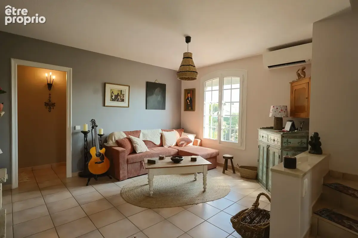 Villa d'exception de 146 m2 avec piscine, sous-sol de 105 m2 et terrain de 1780 m2 sans vis-a-vis - photo 4