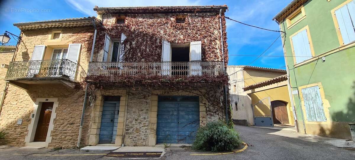 Maison à CAVILLARGUES