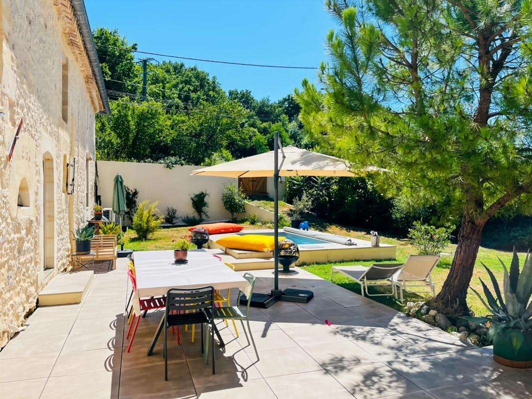 Maison à VILLEGOUGE