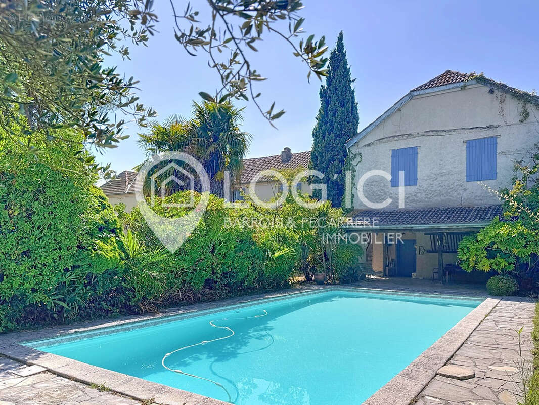 Maison à VIC-EN-BIGORRE