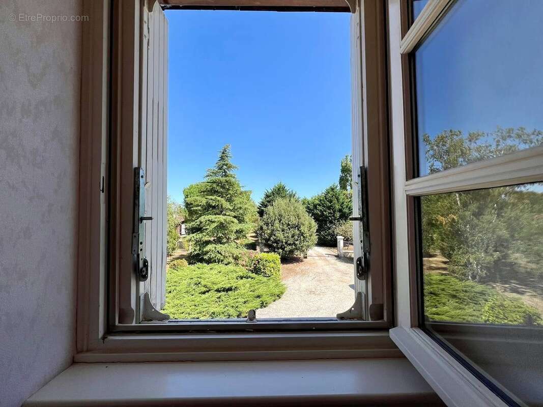 Maison à SAINT-LAURENT-DES-VIGNES