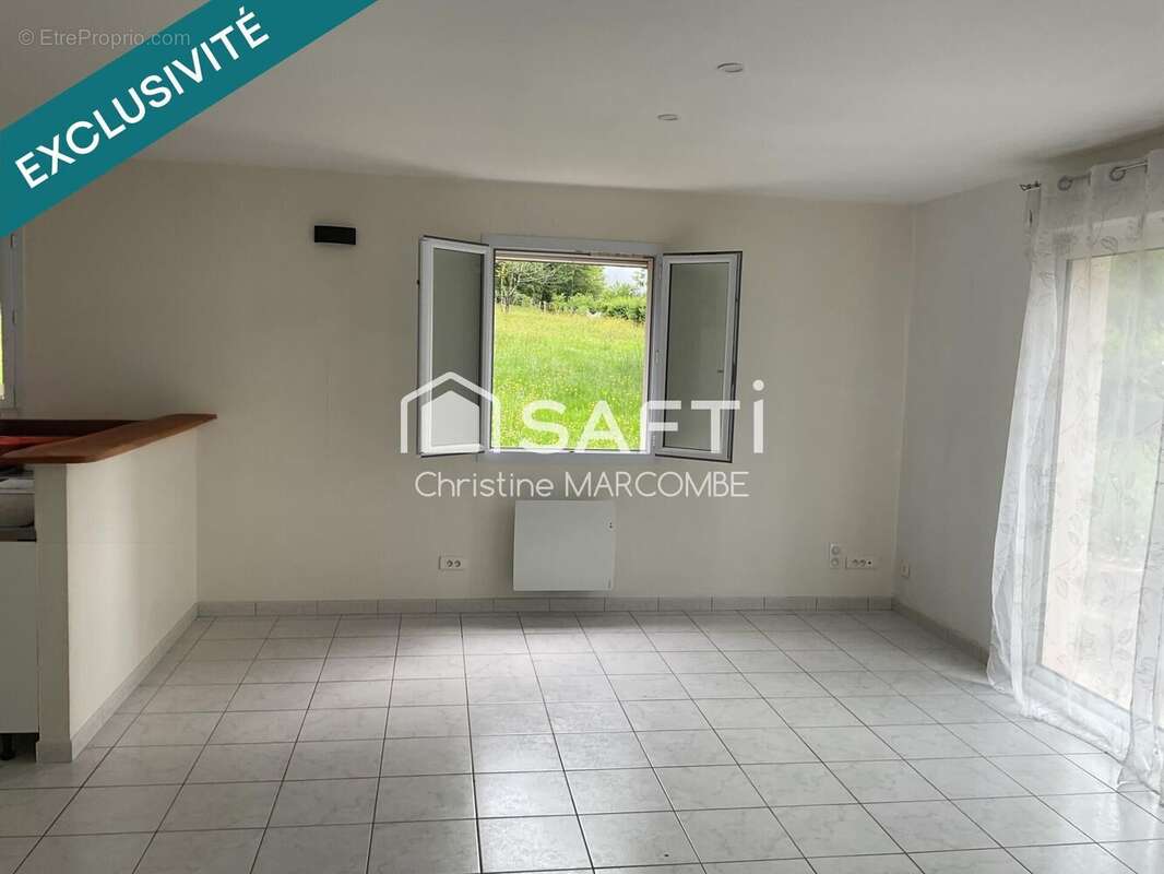 Maison 117 m² à Genis  - photo 2