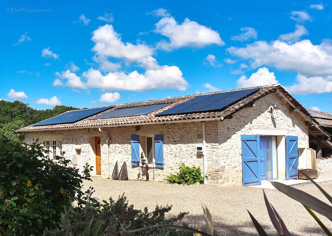 Maison à CASTELMORON-SUR-LOT