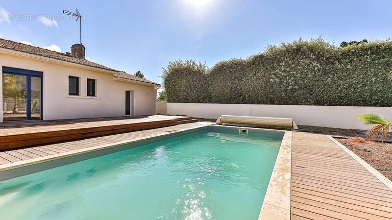 Maison avec jardin et piscine en plein coeur de la pironnière - photo 13