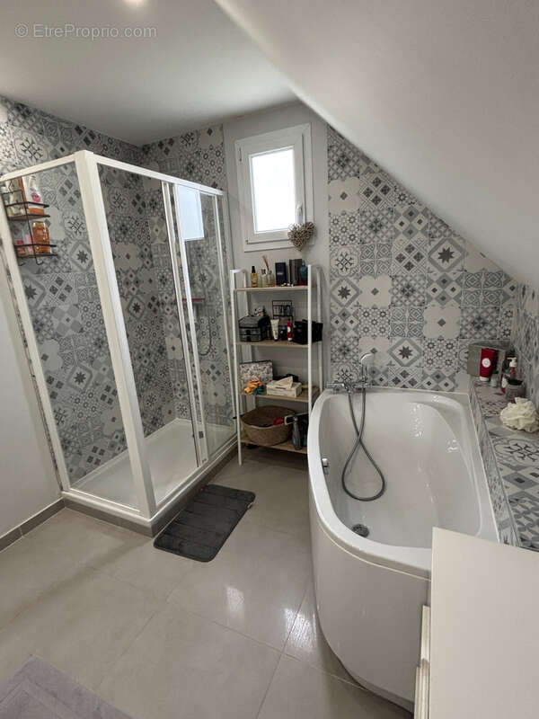 Maison à MONTLIGNON