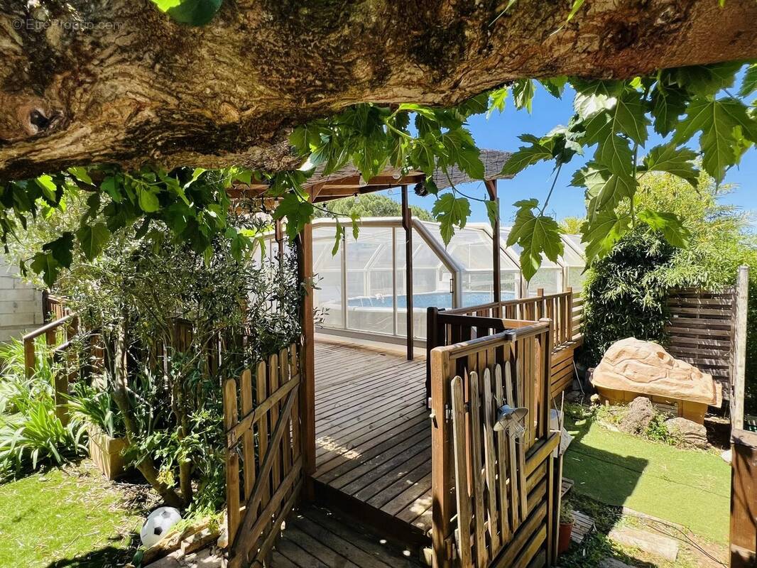 Maison à SAINT-MAXIMIN-LA-SAINTE-BAUME