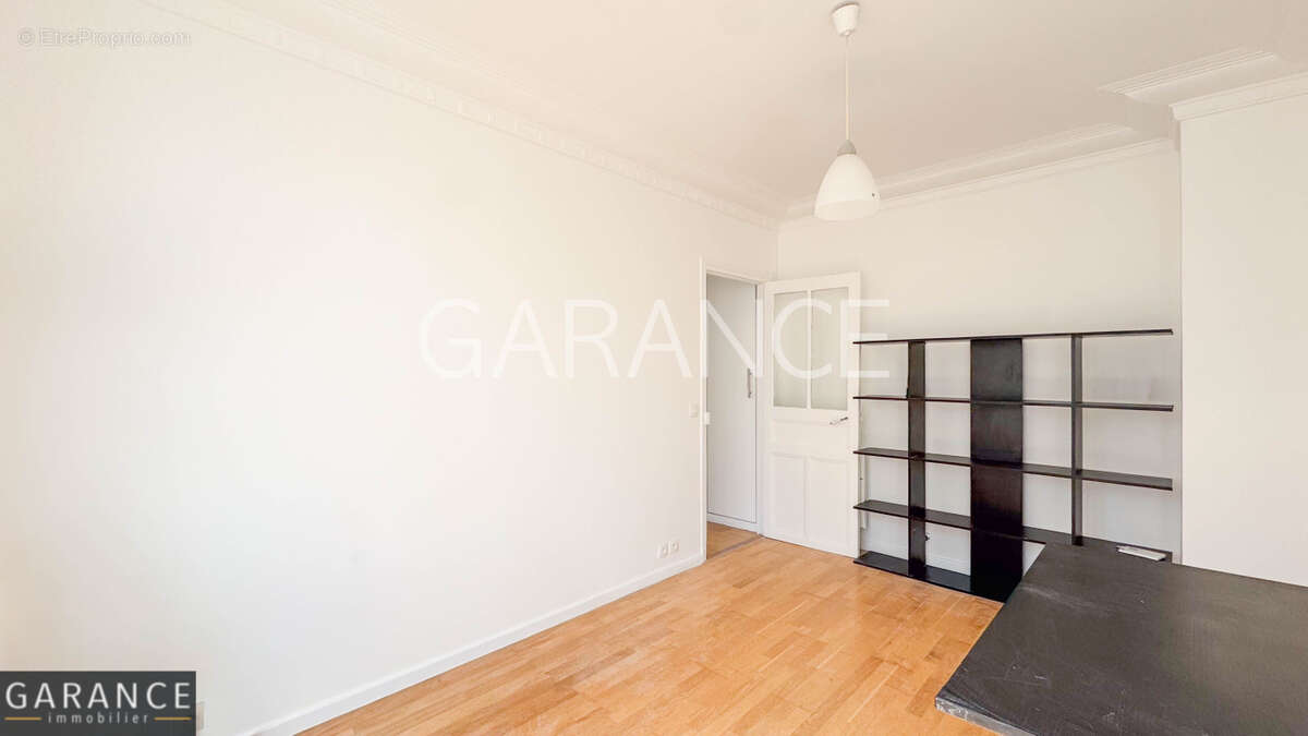 Appartement à MONTROUGE