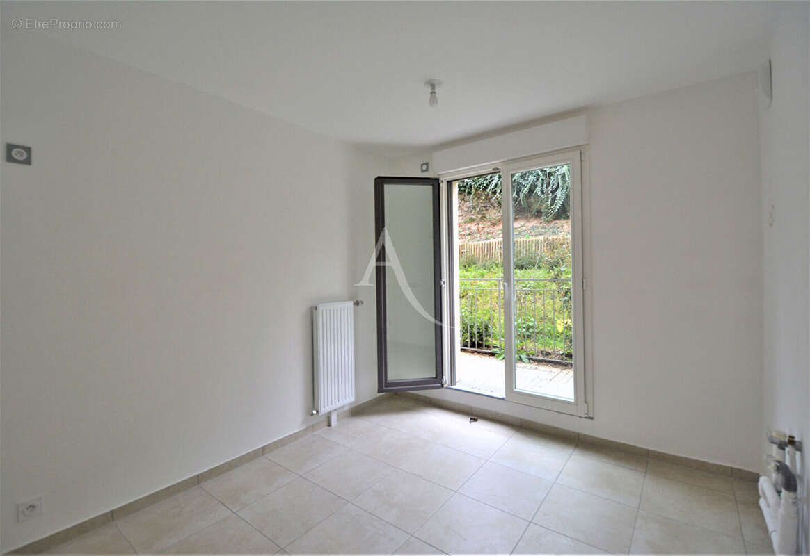 Appartement  4 pièces - Terrasse 28 m²  - Métro Léo Lagrange - photo 10