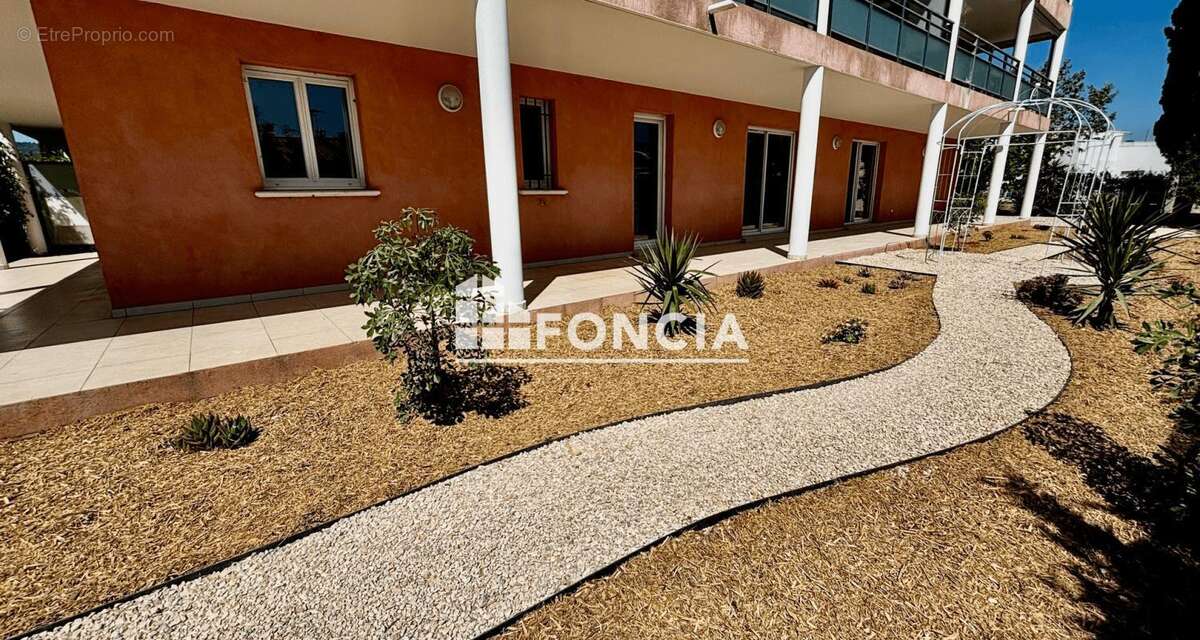 Appartement à SANARY-SUR-MER