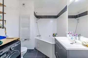 Appartement à COLOMBES