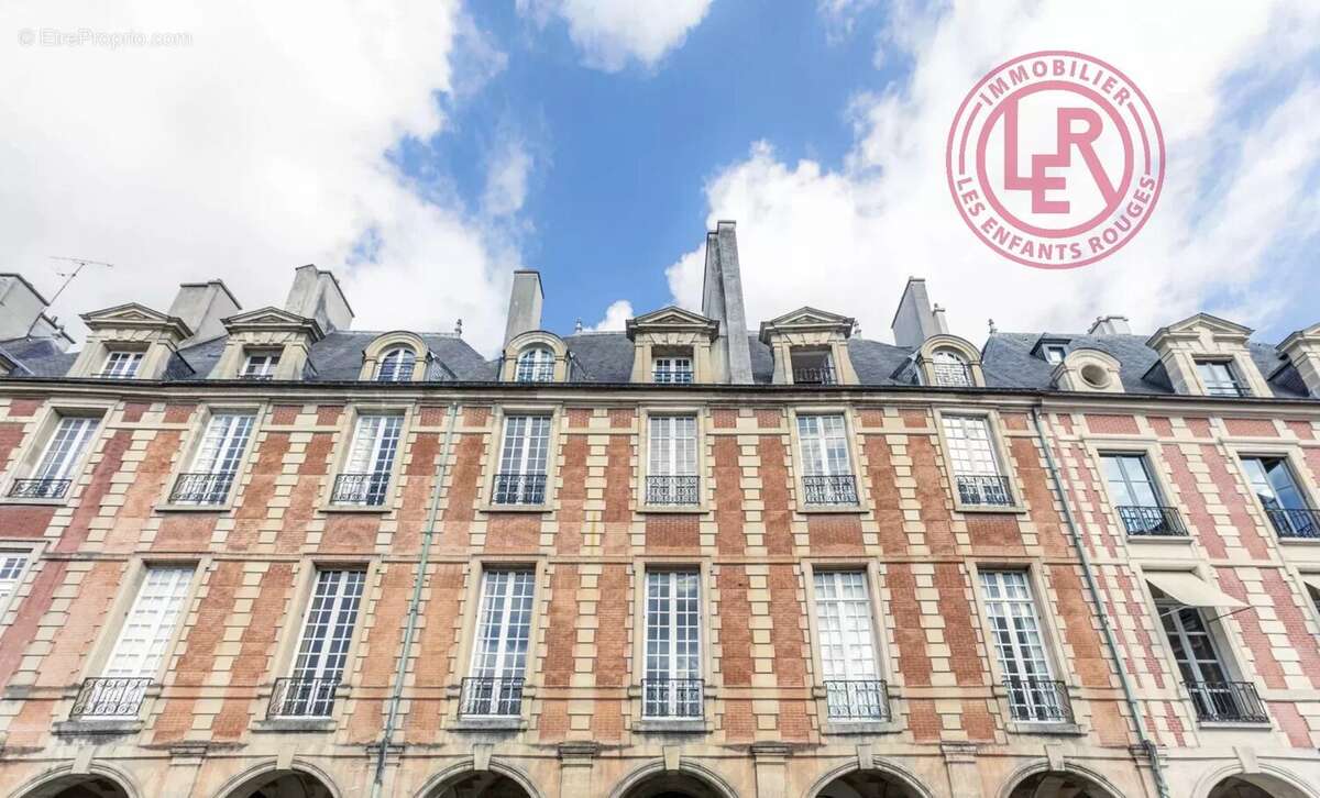 Appartement à PARIS-3E