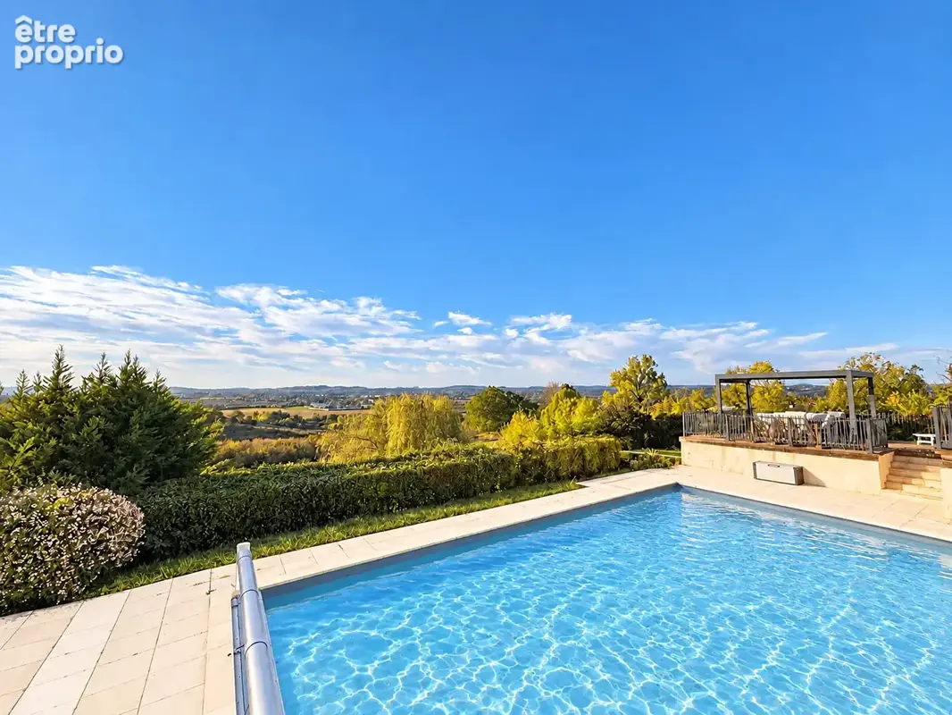 Pujols, villa d'architecte avec piscine et vue - photo 3