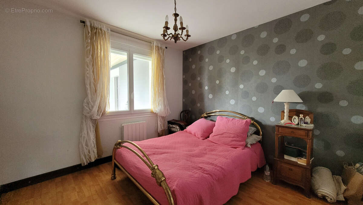 Maison à CLERE-SUR-LAYON