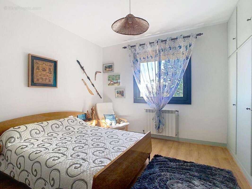 Maison 218 m² à Castelnau-Barbarens  - photo 6