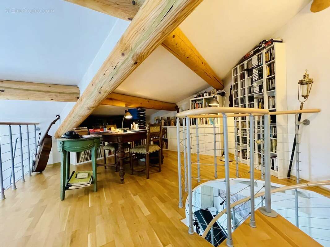 Maison à VAISON-LA-ROMAINE