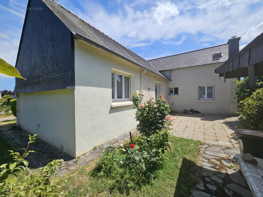 Maison à CAUREL