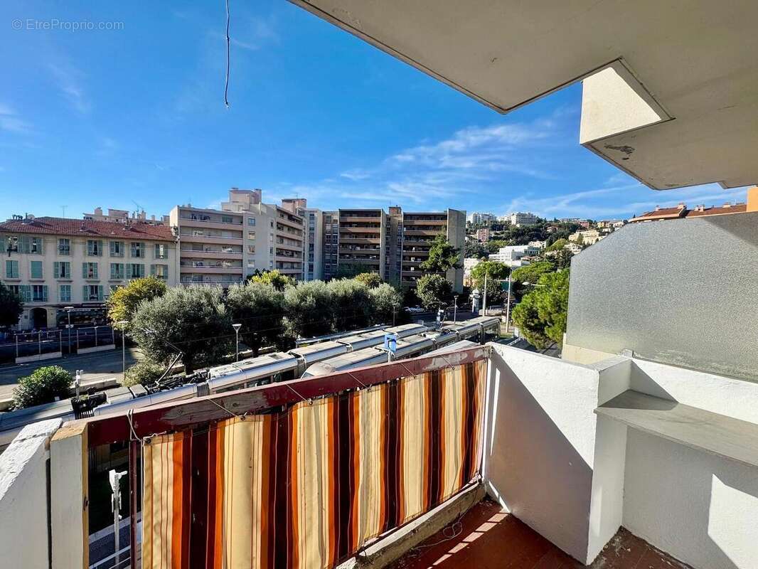   - Appartement à NICE