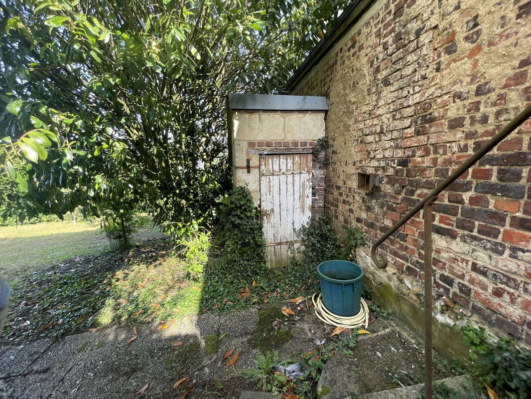 Maison de village à fort potentiel - photo 12