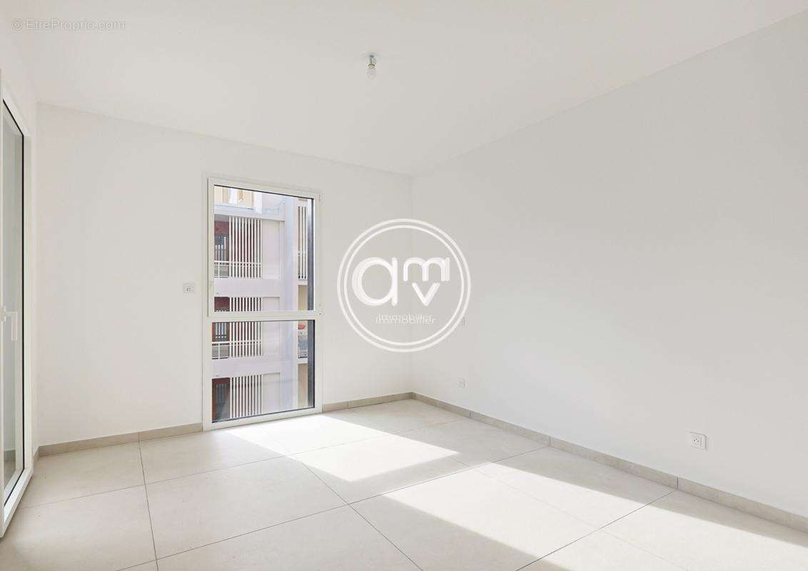 Appartement à HYERES