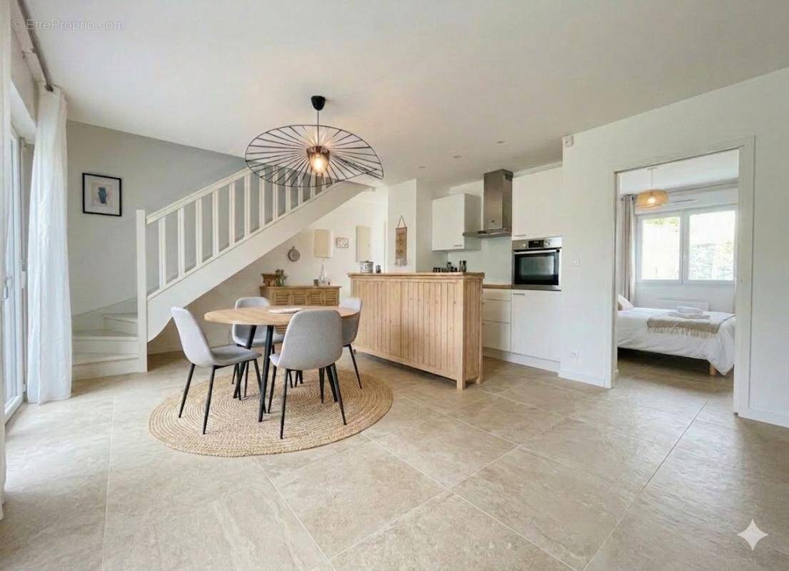 Appartement à ARZON