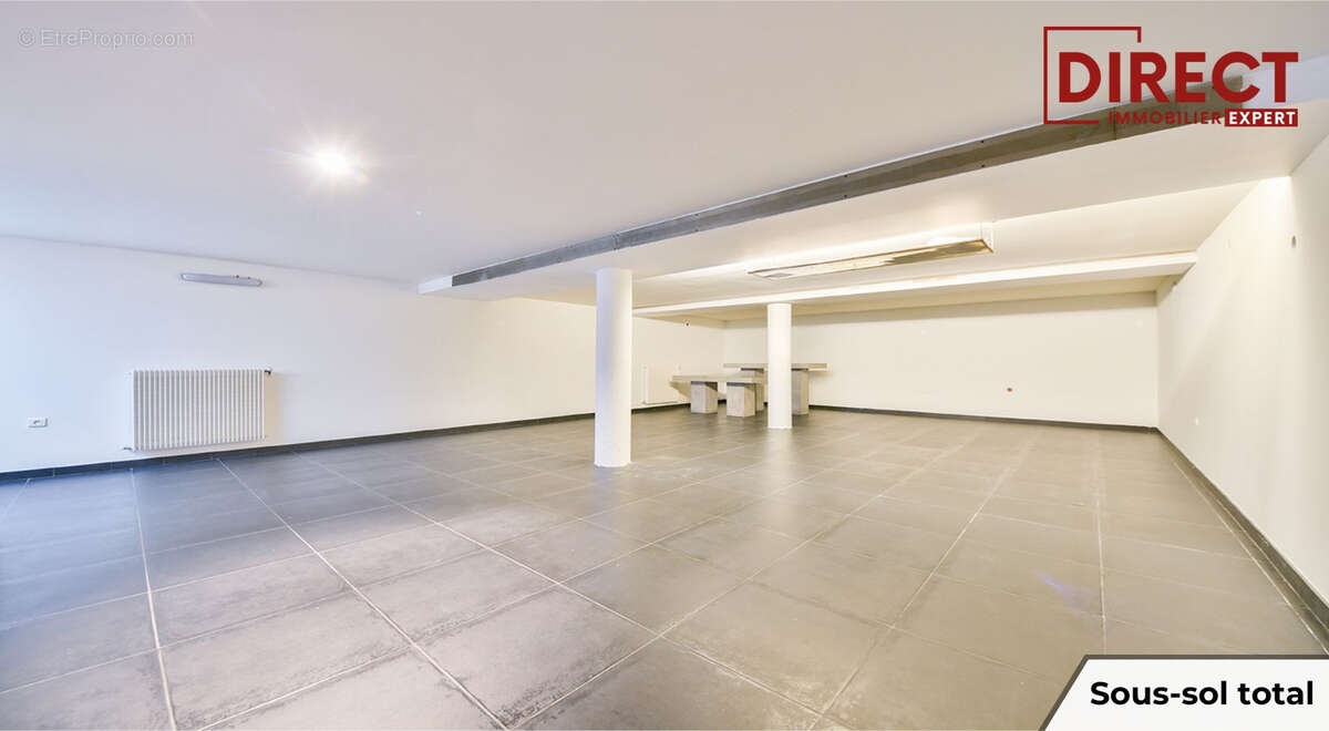 Maison à SAINT-MAUR-DES-FOSSES