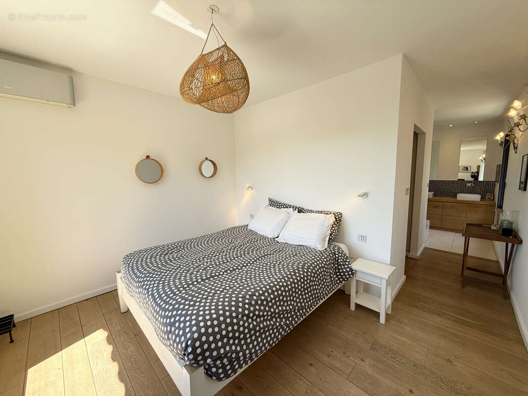 Maison à LA CROIX-VALMER